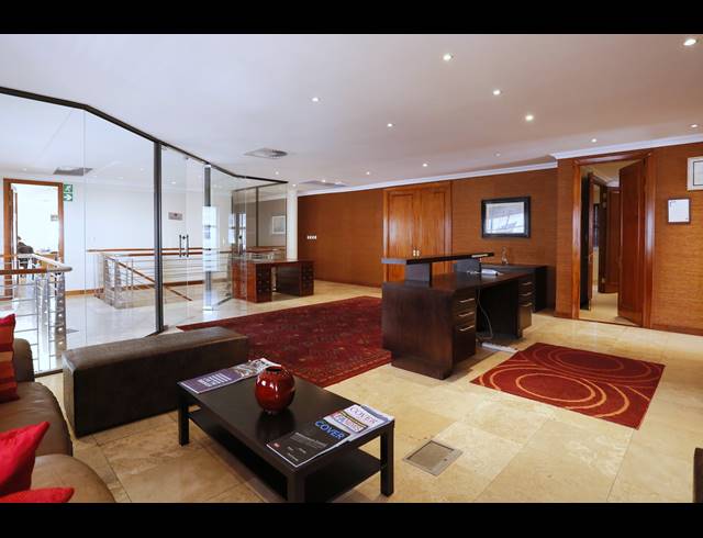 350M² OFFICE TO LET IN WESTLAKE